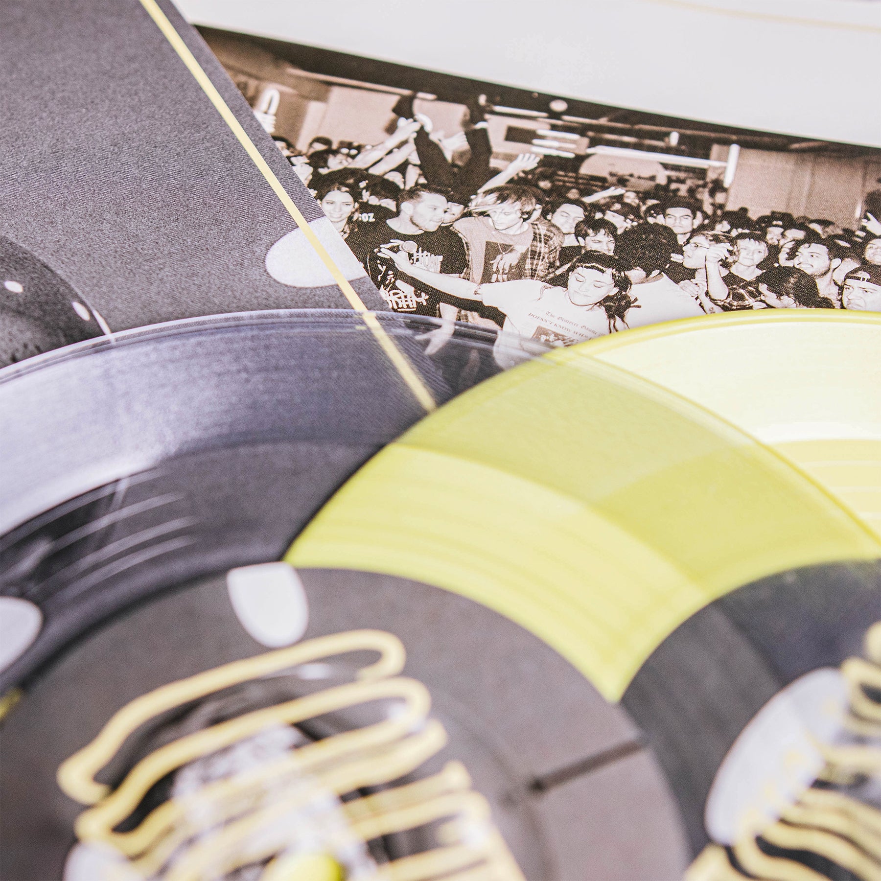 Gouge Away "Consider b/w Wave Of Mutilation"