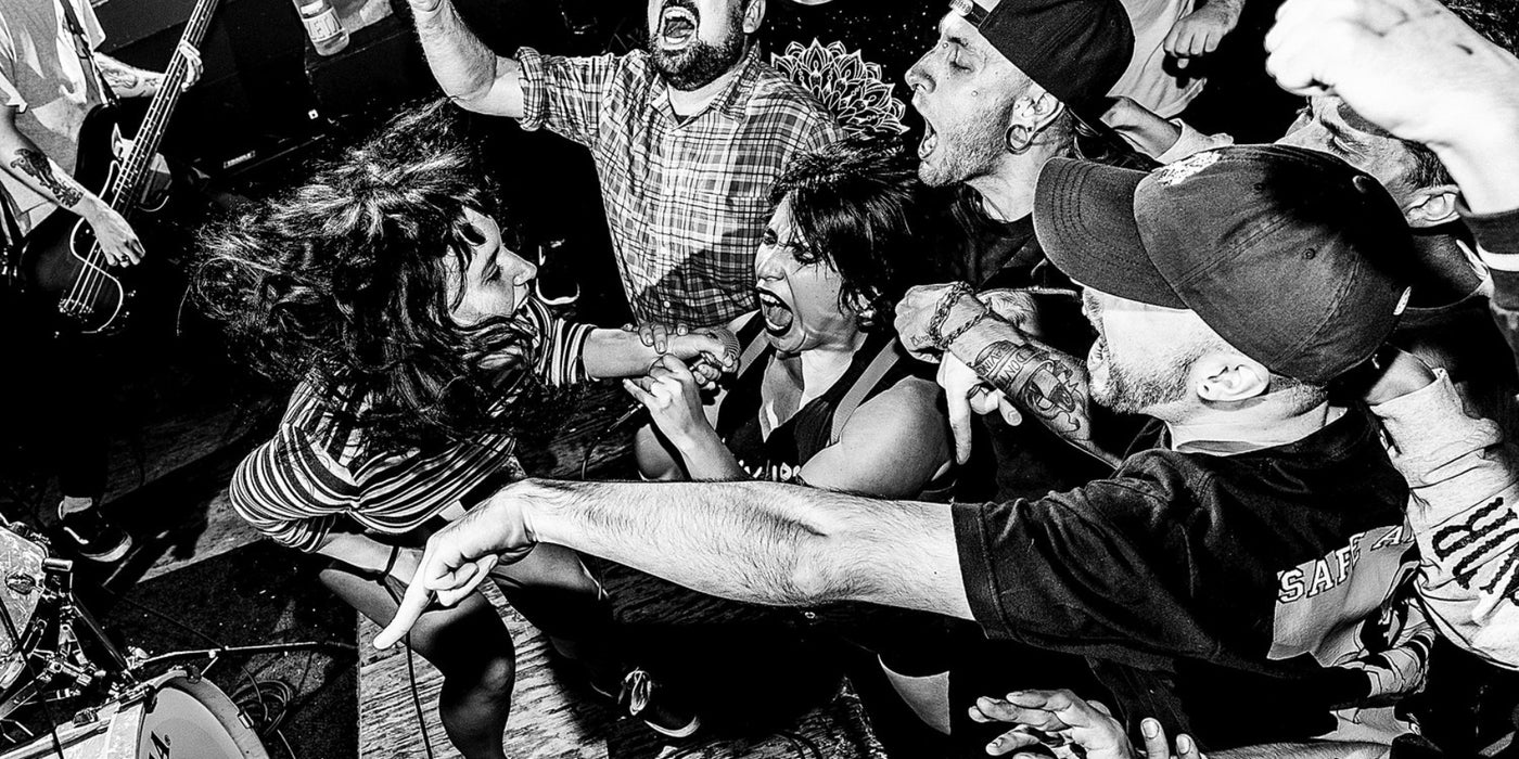 Gouge Away on Tour with Russian Circles in February