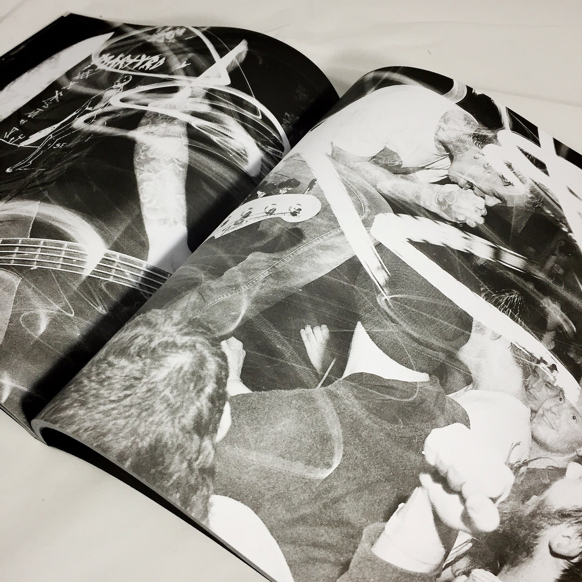 Converge "TOMBU" Photo Booklet